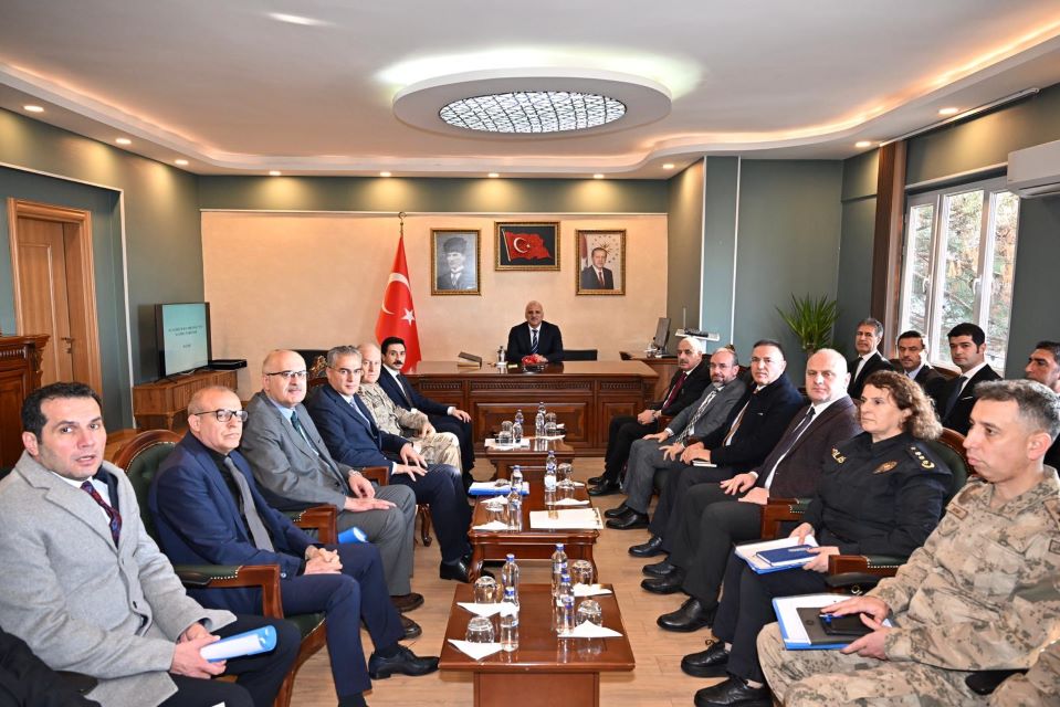 Vali Zorluoğlu’ndan Ergani’de Kamu Hizmetlerine Yakın Takip