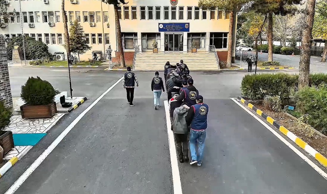 5 ilde kablo hırsızlığı: 6 tutuklama