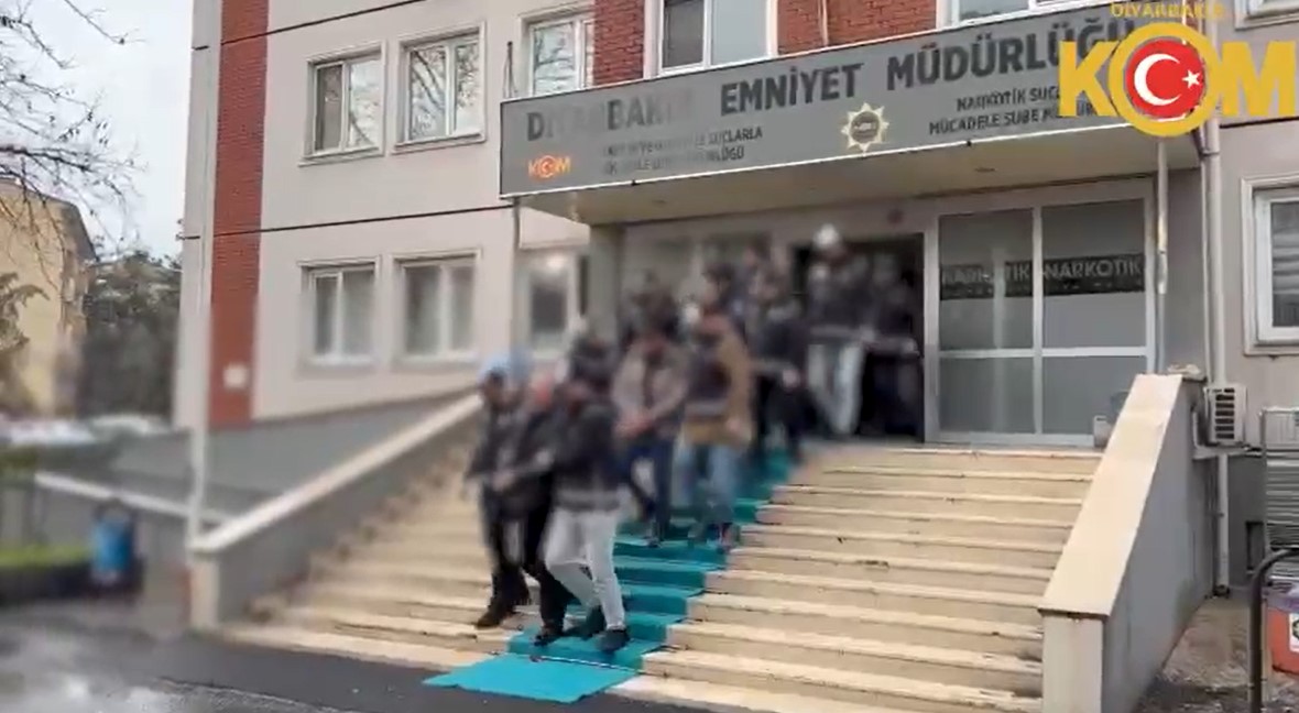 BAĞLAR’DA TEFECİLİK OPERASYONU: 6 TUTUKLAMA