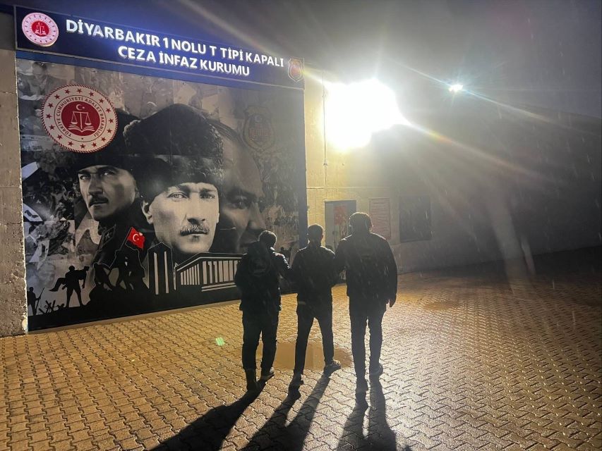 Diyarbakır’da çeşitli suçlardan aranan 101 kişi yakalandı