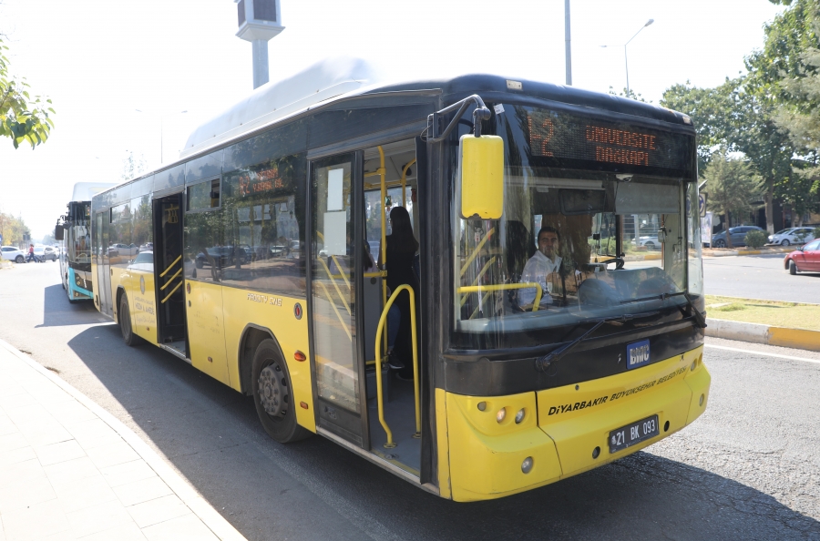 A2 hattında gece seferleri artırıldı