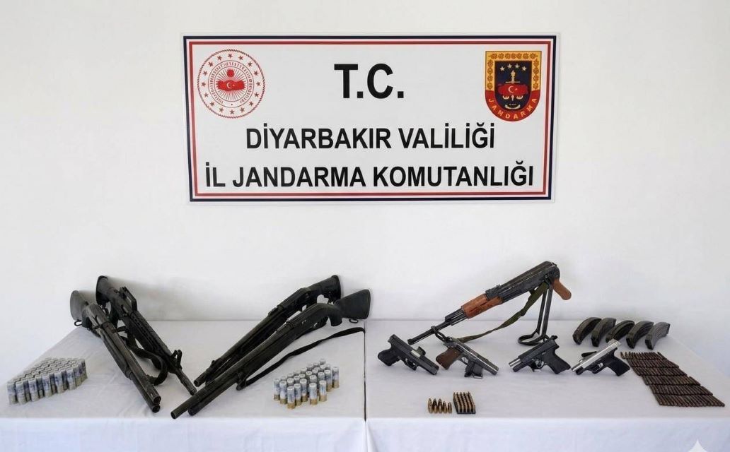 Diyarbakır’da kaçak silah operasyonu