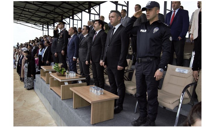 Dicle’de 23 Nisan Ulusal Etkinlik ve Çocuk Bayramı coşkuyla kutlandı