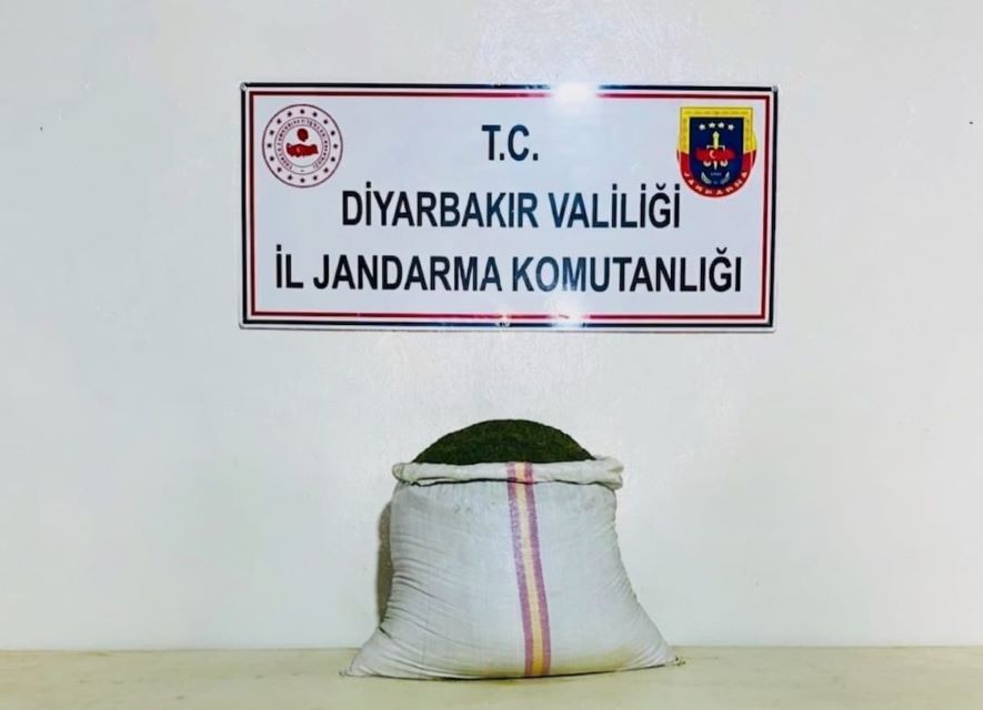 Diyarbakır’da 22 kilogram esrar ele geçirildi