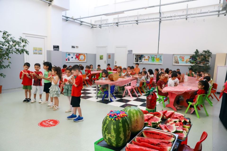 Çocuklar Karpuz Şenliği’nde hem eğlendi hem öğrendi