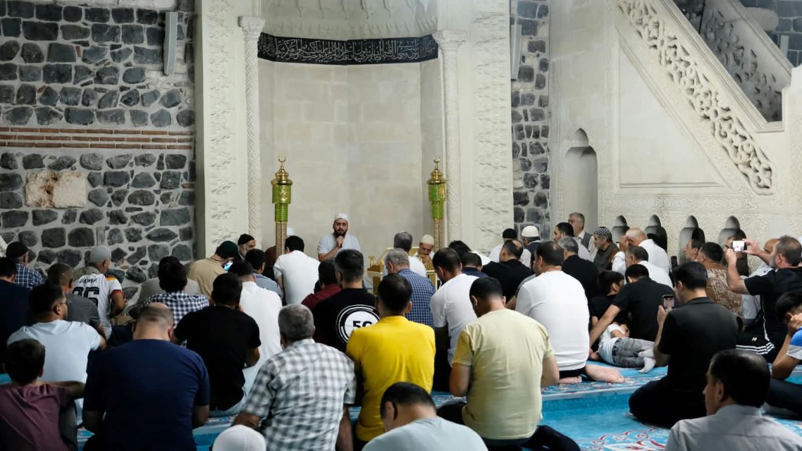 Mevlid Kandili, Diyarbakır Ulu Cami’de dualarla idrak edildi