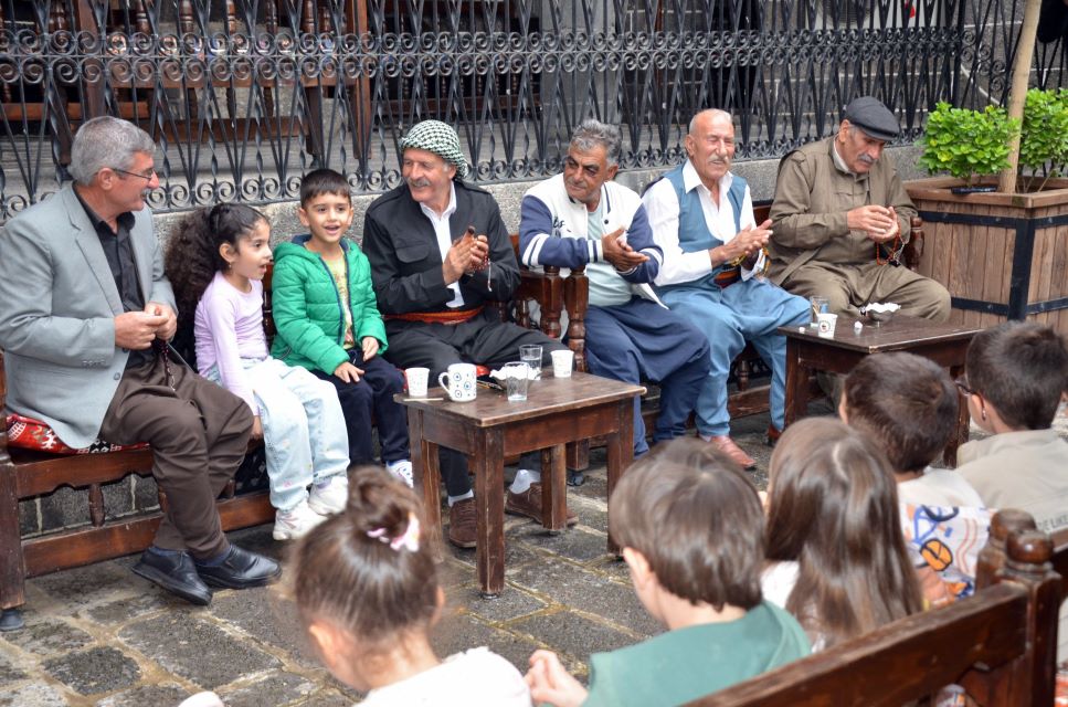 Çocuklar dengbêjlerle buluştu, kültürel mirası tanıdı