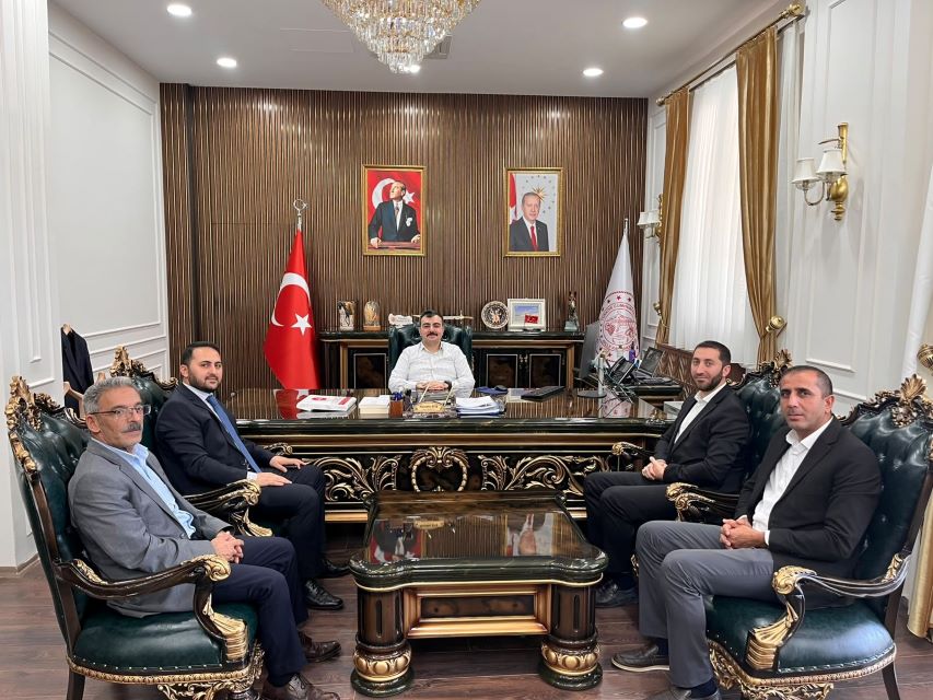 Dicle Kaymakamı Mustafa Atış, Camiler ve Din Görevlileri Haftası’nı kutladı